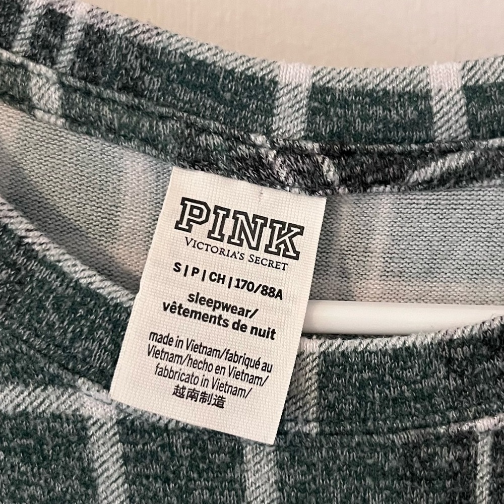 PINK Victoria’s Secret Flannel Night Shirt Oversized Plaid Green Cozy Small - Picture 3 of 9